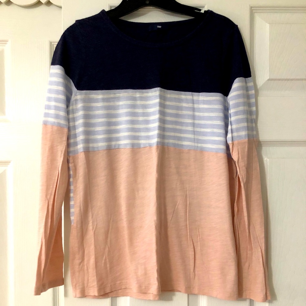 Gap color block tee